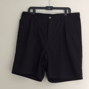 Men’s like new black dress short (Haggar)